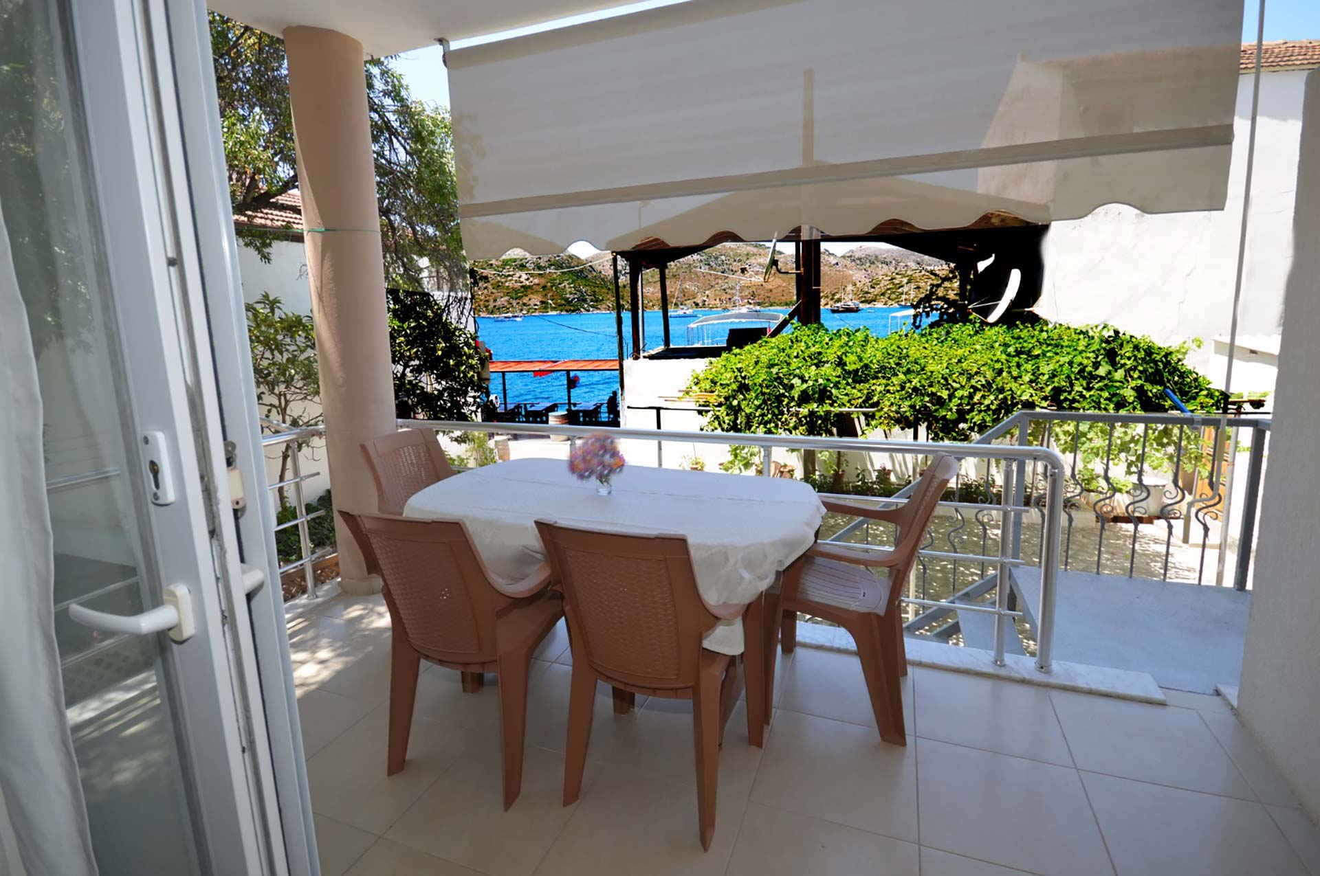 Oğuz Apart Marmaris Bozburun Balkon